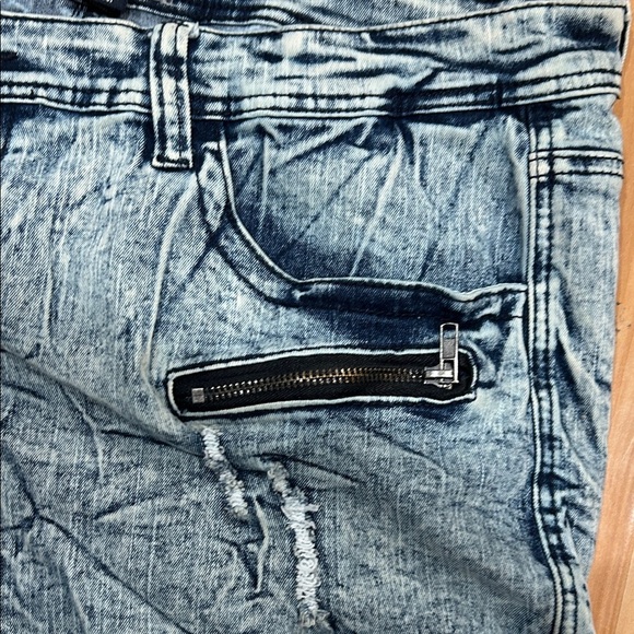 Men's Distressed Denim Cargo Shorts - Light Blue - Picture 3 of 7